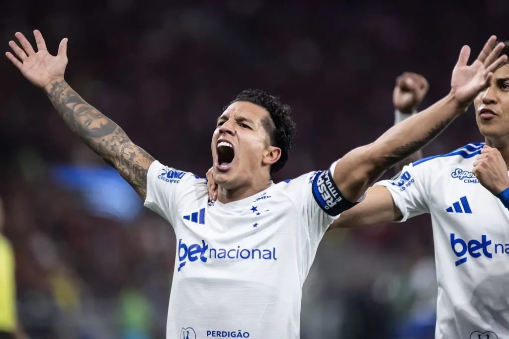 Cruzeiro Lucas Romero
