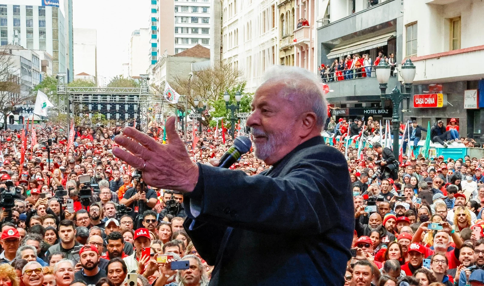 lula em curitiba