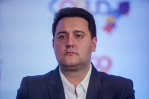 dedicação à campanha eleitoral